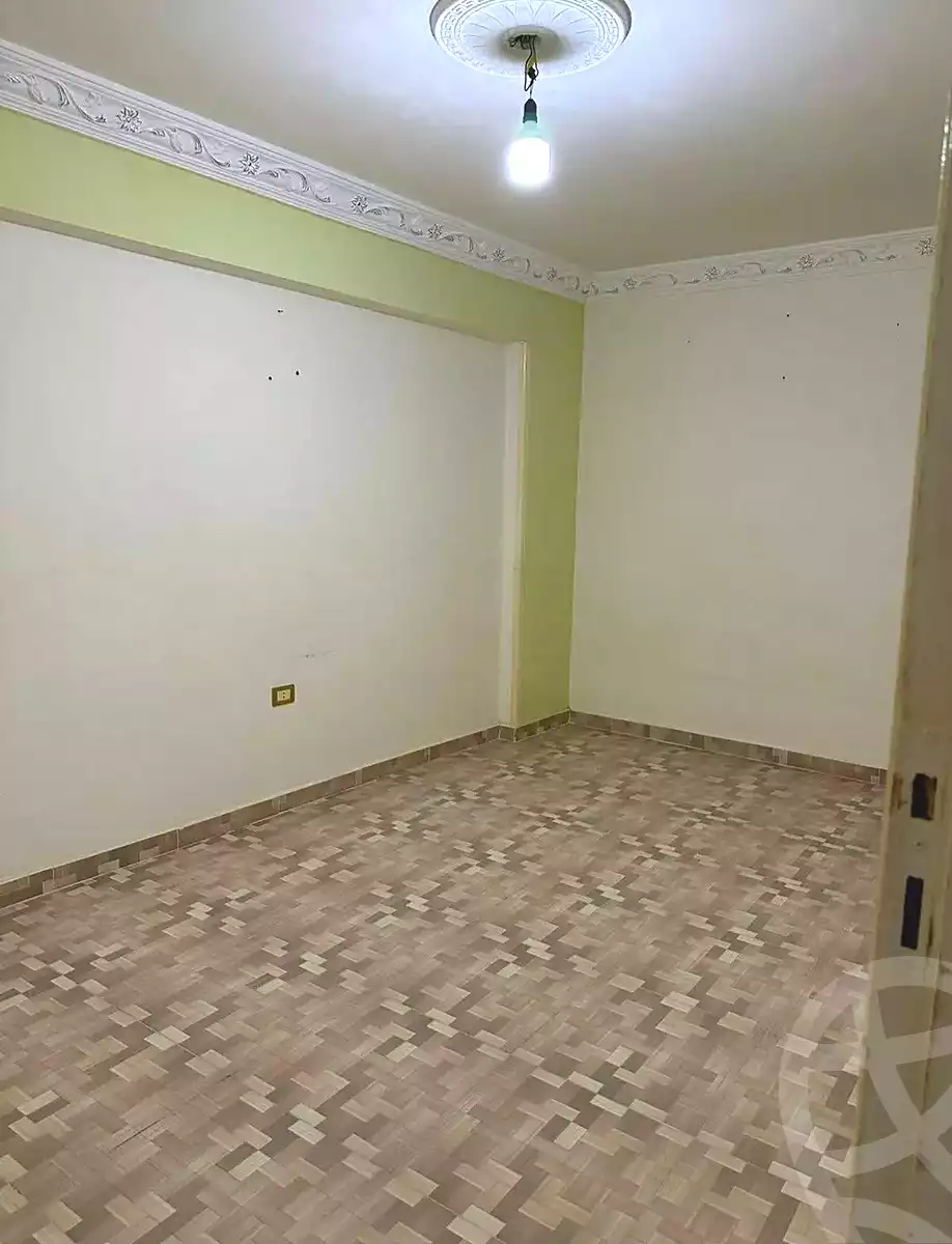 https://aqarmap.com.eg/en/listing/7160886-for-sale-alexandria-al-agamy-el-hanouvel-al-asdakaa-st