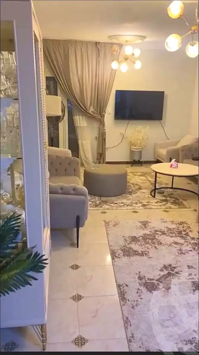 https://aqarmap.com.eg/en/listing/7161052-for-sale-cairo-helwan-hadayek-helwan-el-eshrein-st