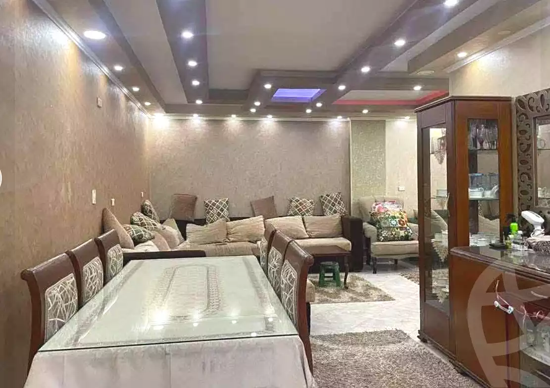 https://aqarmap.com.eg/ar/listing/7161301-for-sale-cairo-helwan-mahmoud-zaki-st