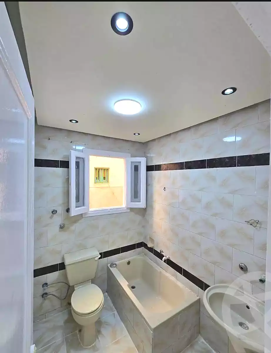 https://aqarmap.com.eg/ar/listing/7161294-for-sale-alexandria-al-agamy-shataa-el-nakheel-street-61