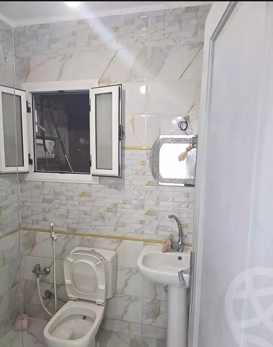 https://aqarmap.com.eg/ar/listing/7161436-for-rent-alexandria-miami
