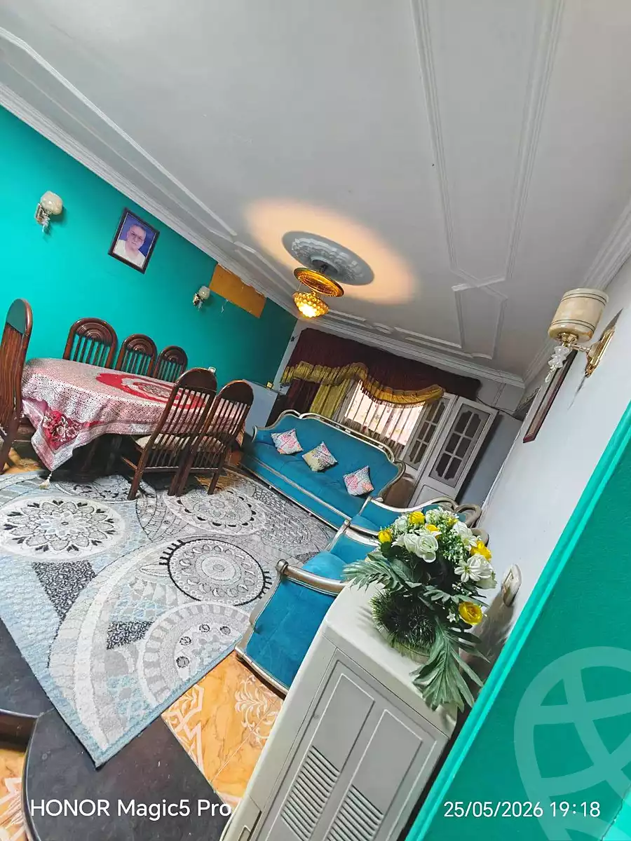 https://aqarmap.com.eg/ar/listing/7161471-for-sale-cairo-helwan-helwan-el-sharkeya-borhan-st