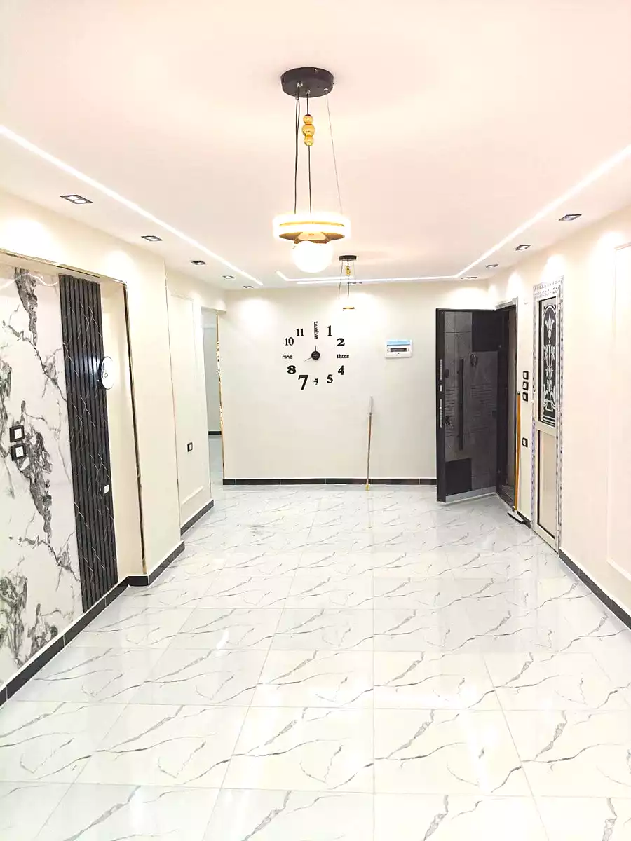 https://aqarmap.com.eg/ar/listing/7161928-for-sale-cairo-ain-shams-jsr-lswys