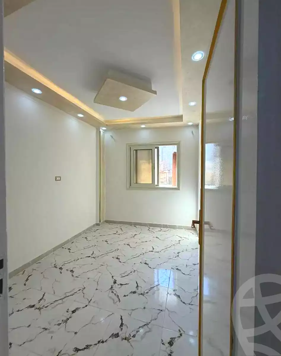https://aqarmap.com.eg/en/listing/7162077-for-sale-alexandria-el-mandara-shr-mlk-hfny