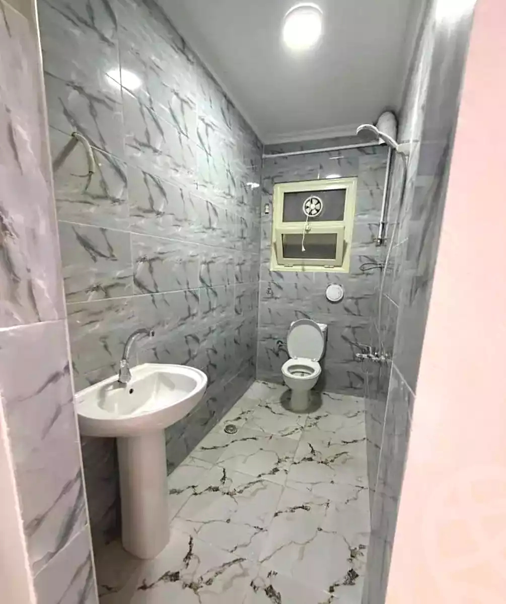https://aqarmap.com.eg/en/listing/7162077-for-sale-alexandria-el-mandara-shr-mlk-hfny
