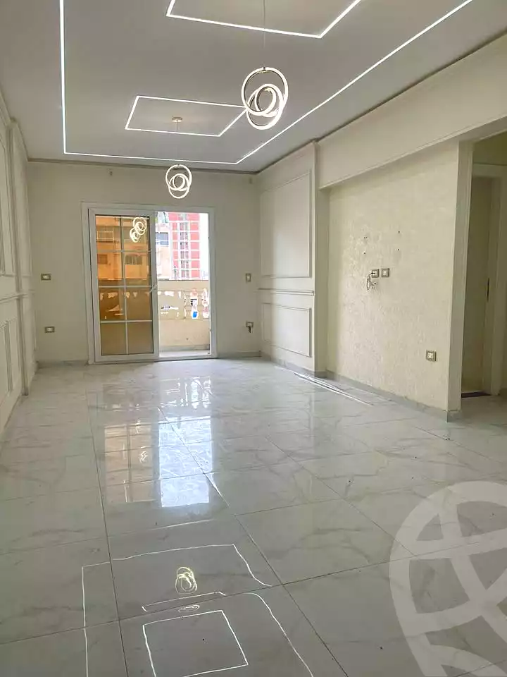 https://aqarmap.com.eg/ar/listing/7162194-for-sale-alexandria-el-asafra-l-sfr-bhry