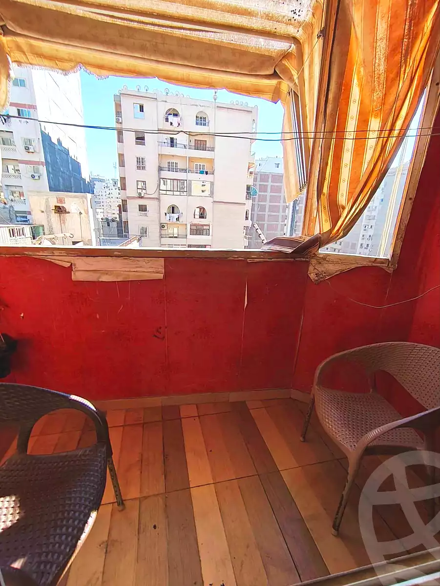 https://aqarmap.com.eg/en/listing/7162606-for-sale-alexandria-el-mandara-shr-jml-bd-lnsr