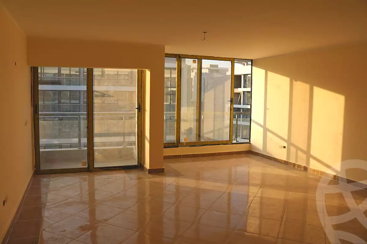 https://aqarmap.com.eg/ar/listing/7162833-for-sale-cairo-6th-of-october-hadaeq-october-compounds-lake-front