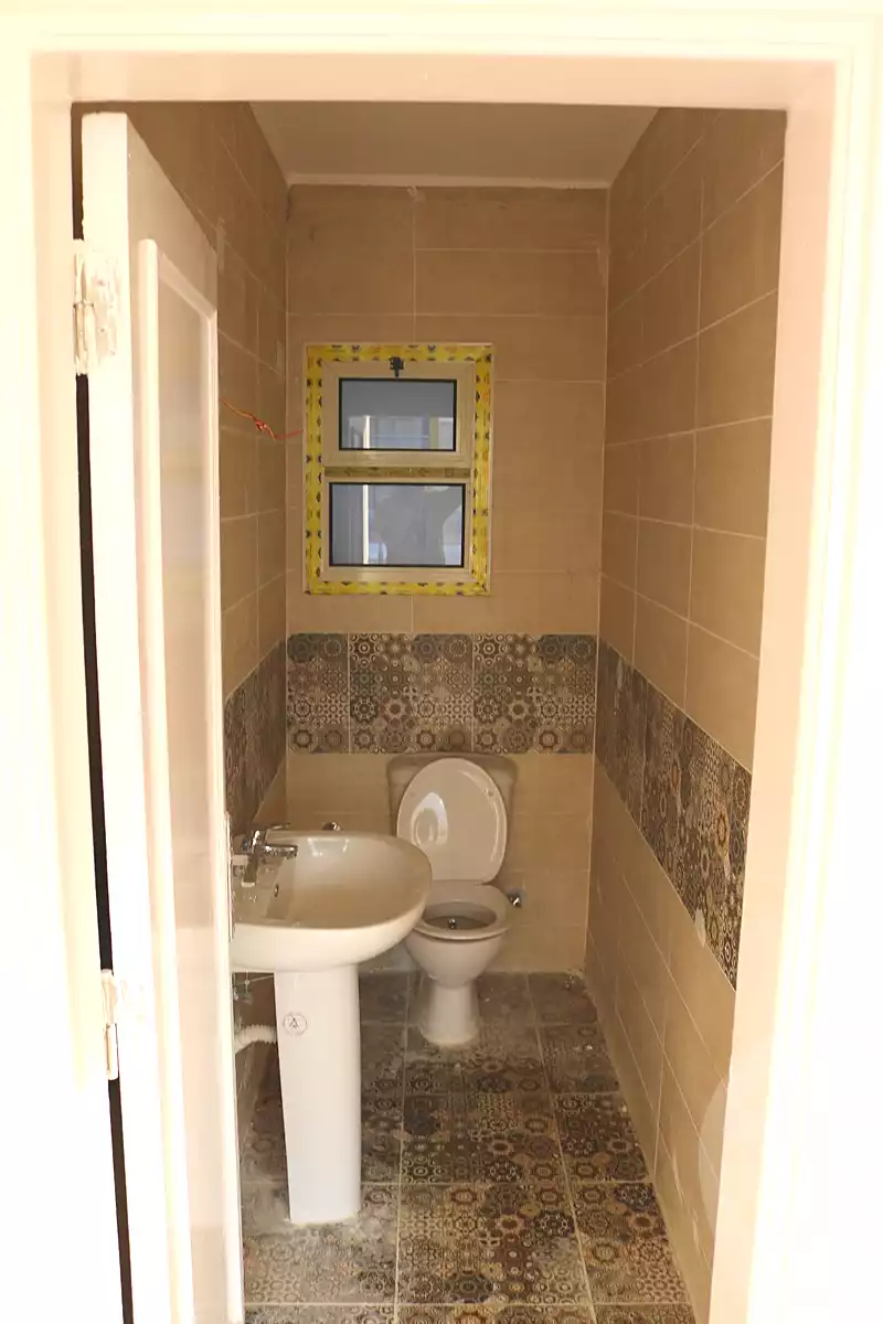 https://aqarmap.com.eg/ar/listing/7162833-for-sale-cairo-6th-of-october-hadaeq-october-compounds-lake-front