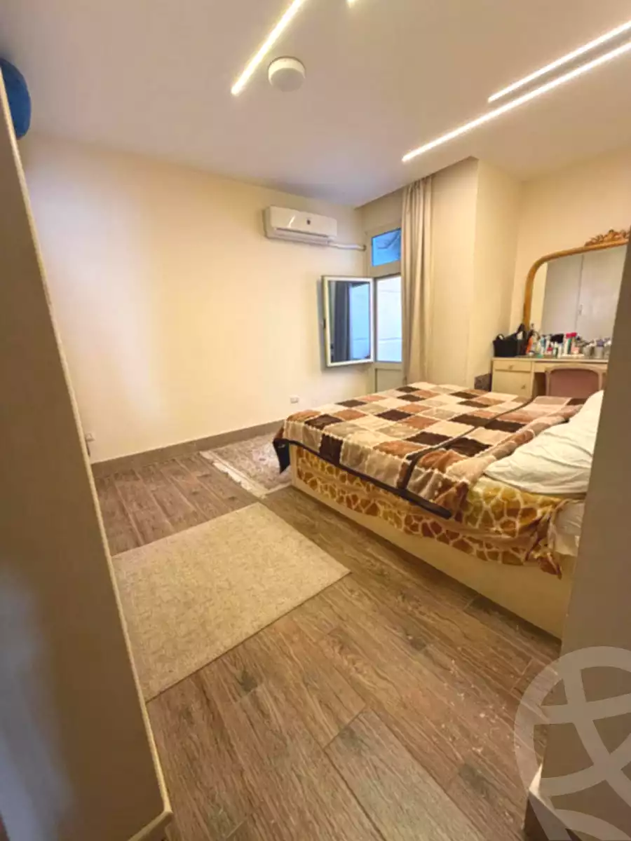 https://aqarmap.com.eg/en/listing/7163078-for-sale-cairo-new-cairo-el-narges-el-narges-2-pilot-halawany-st