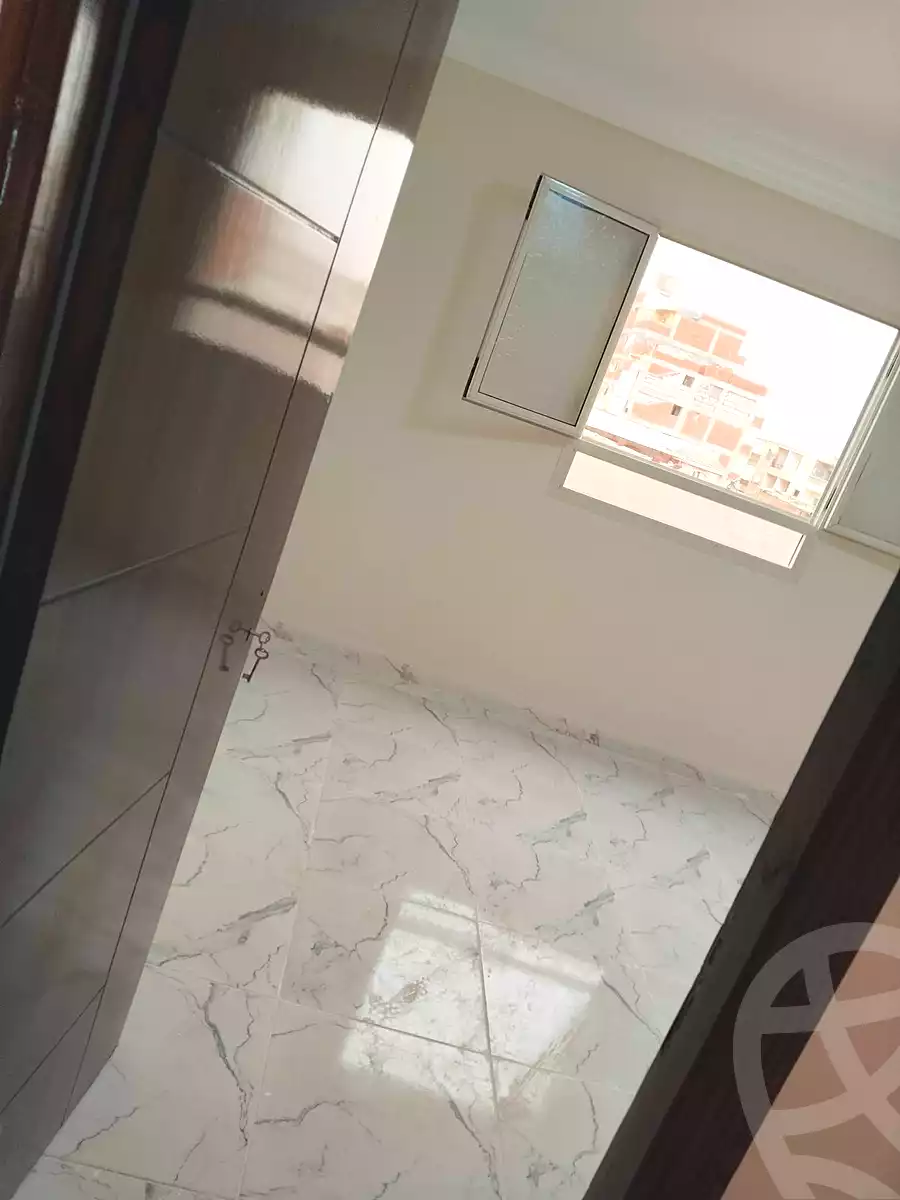 https://aqarmap.com.eg/ar/listing/7163581-for-sale-alexandria-al-agamy-el-hanouvel-al-haded-we-al-soulb-st