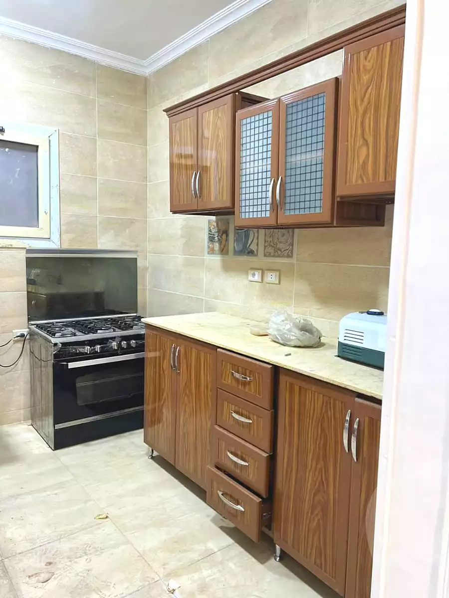 https://aqarmap.com.eg/en/listing/7163760-for-sale-cairo-el-sheikh-zayed-city-compounds-el-khamayel