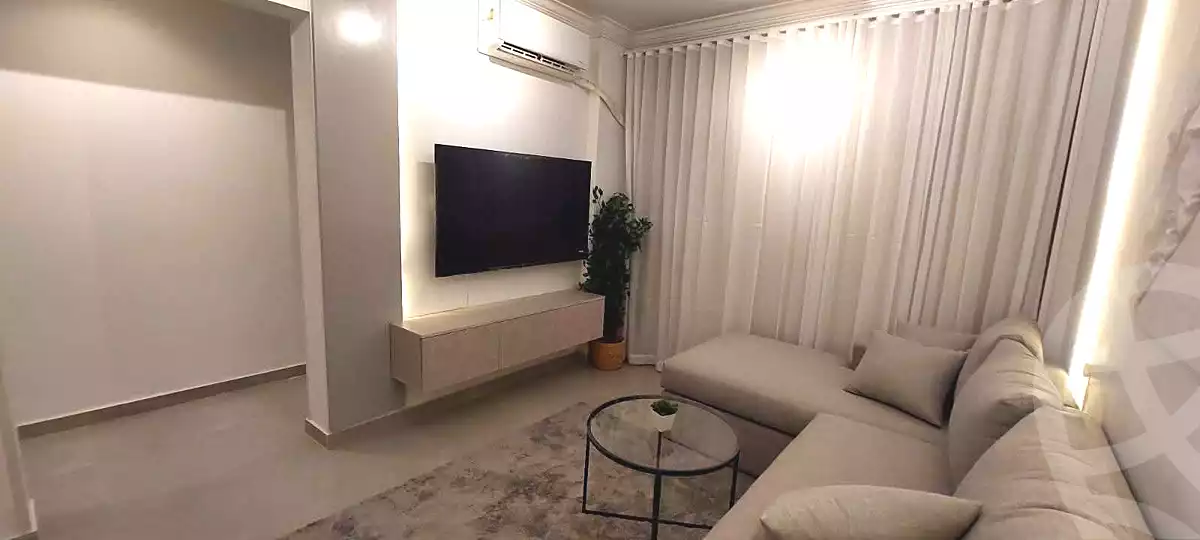 https://aqarmap.com.eg/ar/listing/7163775-for-rent-dakahlia-mansoura-el-mansoura-city-el-gomhouria-st