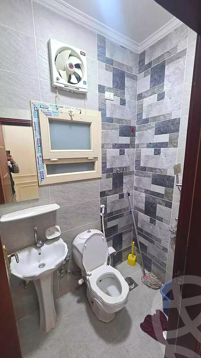 https://aqarmap.com.eg/ar/listing/7163775-for-rent-dakahlia-mansoura-el-mansoura-city-el-gomhouria-st