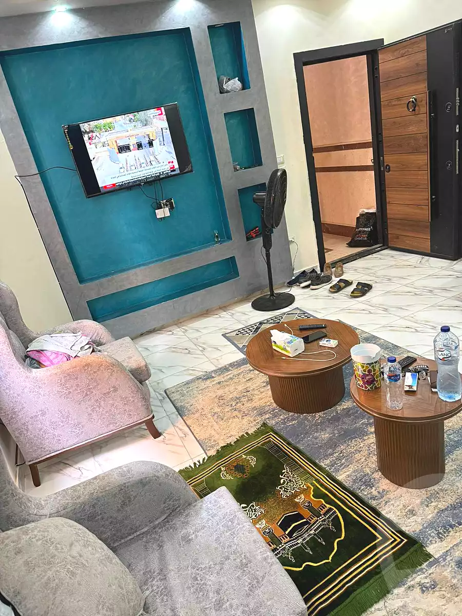 https://aqarmap.com.eg/ar/listing/7163897-for-rent-cairo-6th-of-october-el-ahyaa-neighborhood-2nd-divided-from-al-kafrawei-st