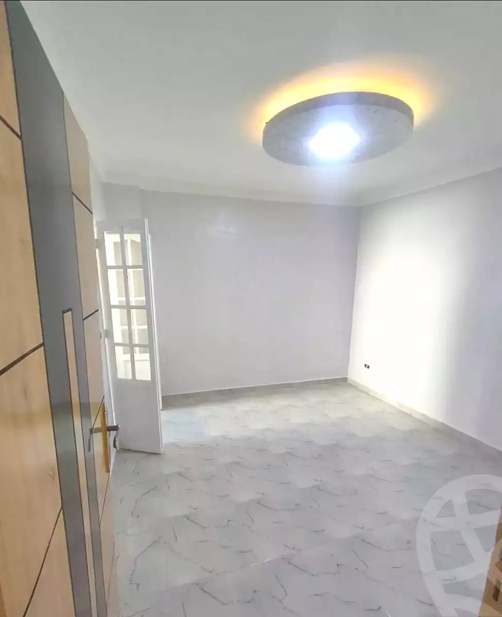 https://aqarmap.com.eg/en/listing/7164033-for-sale-alexandria-lsywf-el-falki