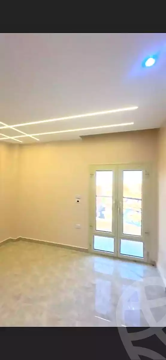 https://aqarmap.com.eg/ar/listing/7164047-for-sale-cairo-6th-of-october-el-ahyaa-neighborhood-4th-neighbourhood-2
