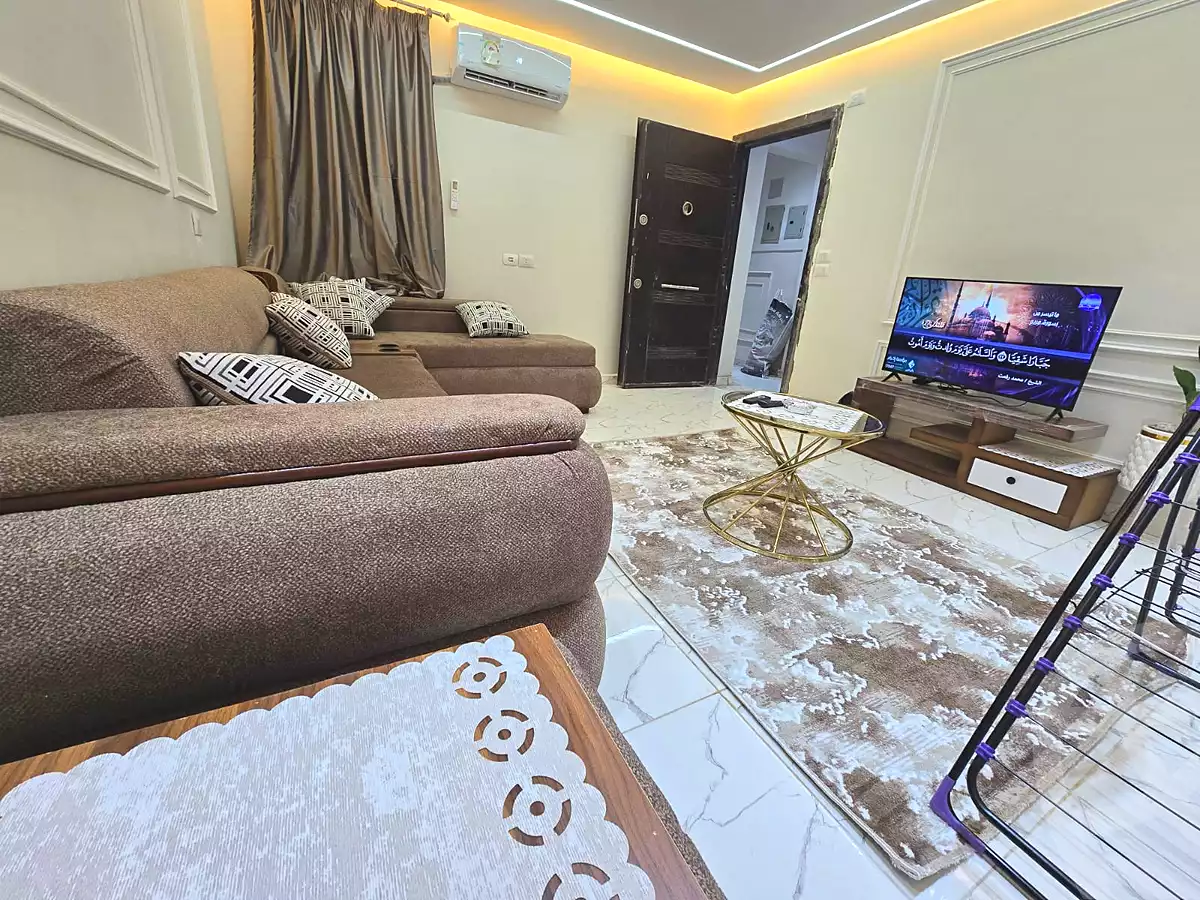 https://aqarmap.com.eg/ar/listing/7164131-for-rent-cairo-6th-of-october-mntq-fr-y-b-6-ktwbr