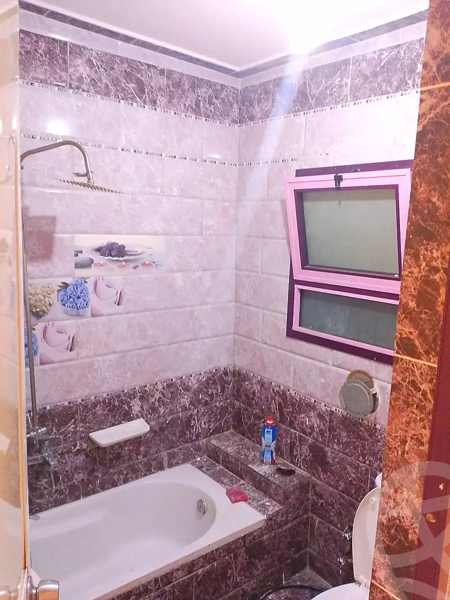 https://aqarmap.com.eg/ar/listing/7164297-for-sale-alexandria-new-miami-street-10