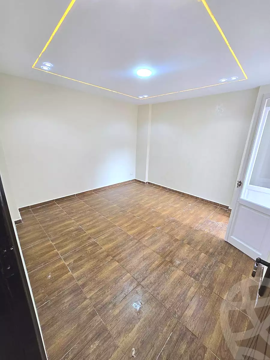 https://aqarmap.com.eg/ar/listing/7164804-for-sale-alexandria-miami-el-sebaey-st