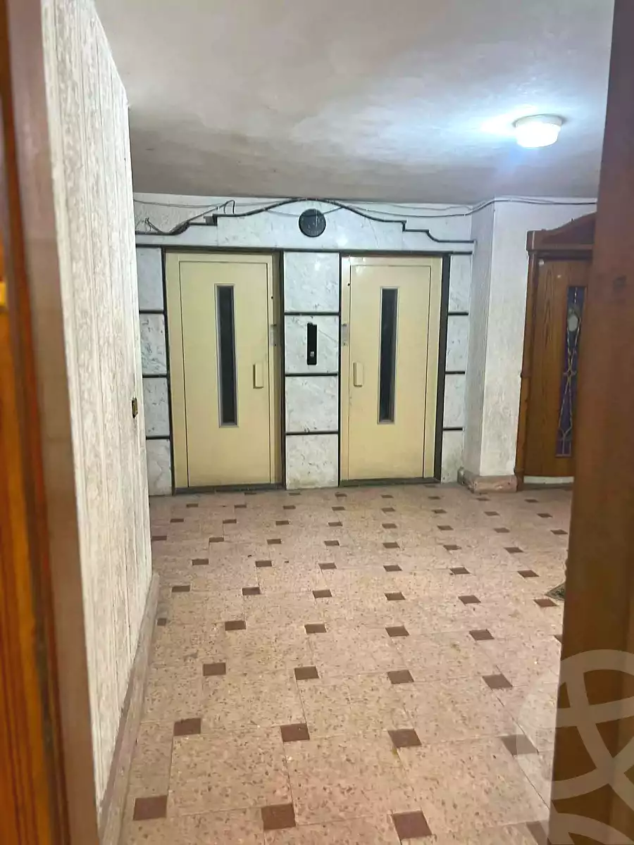 https://aqarmap.com.eg/ar/listing/7164901-for-sale-alexandria-sydy-bshr-sydy-bshr-bhry-shr-khld-bn-lwlyd