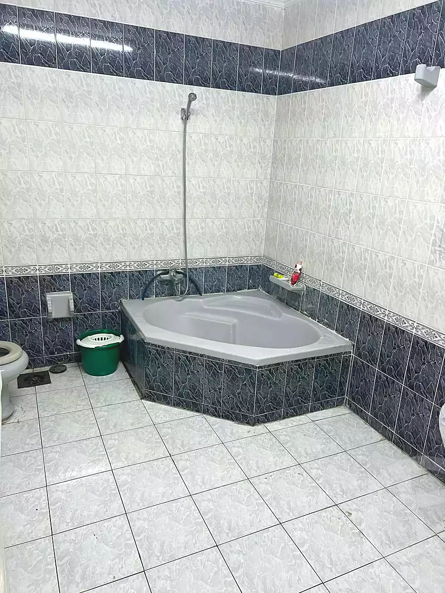 https://aqarmap.com.eg/ar/listing/7164901-for-sale-alexandria-sydy-bshr-sydy-bshr-bhry-shr-khld-bn-lwlyd