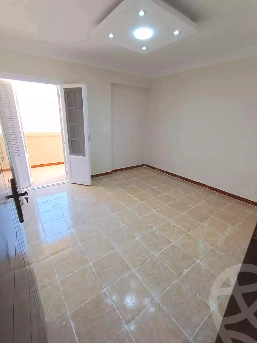 https://aqarmap.com.eg/ar/listing/7165068-for-sale-alexandria-sydy-bshr-sydy-bshr-bhry