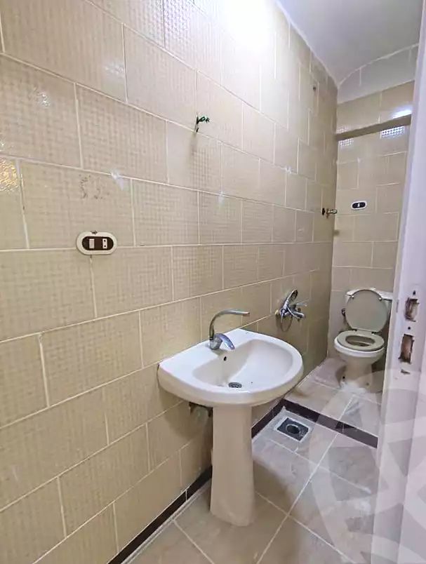 https://aqarmap.com.eg/en/listing/7165122-for-sale-alexandria-al-agamy-shataa-el-nakheel