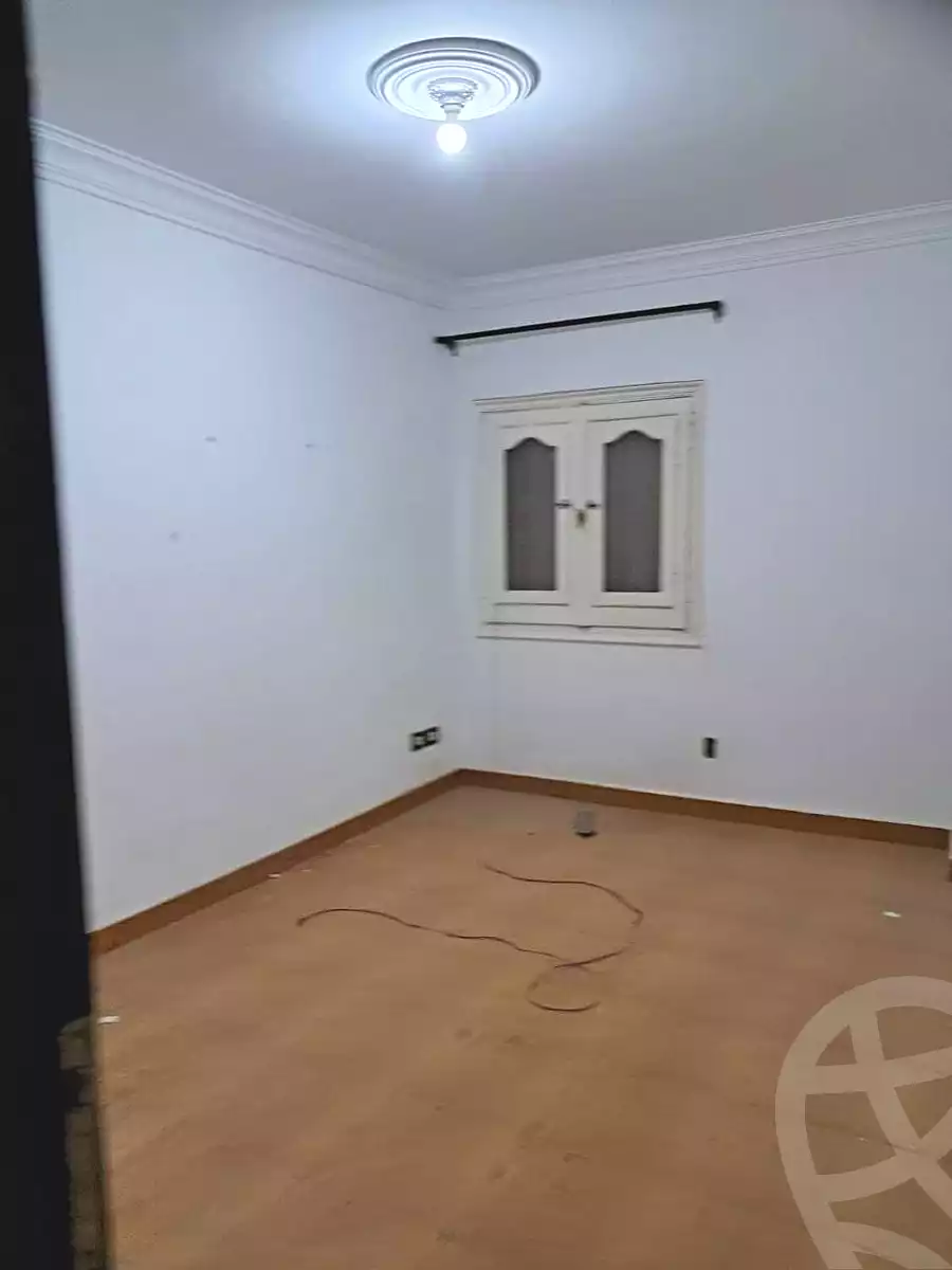 https://aqarmap.com.eg/ar/listing/7165293-for-sale-cairo-new-cairo-el-yassamin-el-yasmeen-3-mohamed-rahim-st