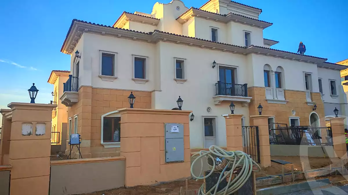 https://aqarmap.com.eg/ar/listing/7165354-for-sale-cairo-new-cairo-compounds-city-gate-sapphire-city-gate