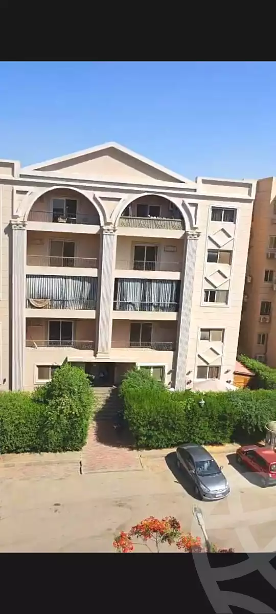 https://aqarmap.com.eg/en/listing/7165357-for-sale-cairo-new-cairo-compounds-el-masrawiyeh