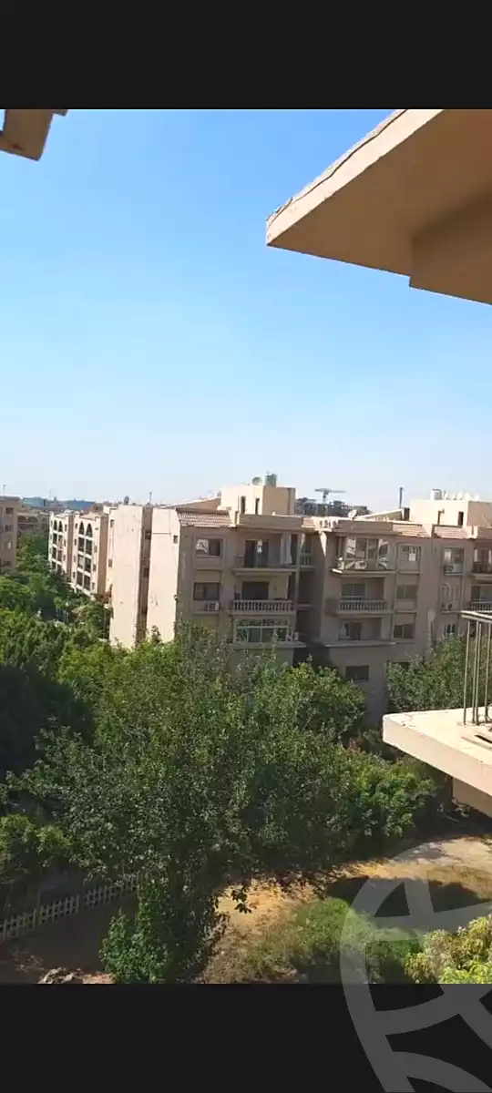 https://aqarmap.com.eg/en/listing/7165357-for-sale-cairo-new-cairo-compounds-el-masrawiyeh