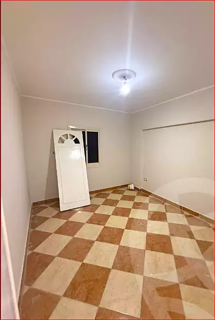 https://aqarmap.com.eg/ar/listing/7165418-for-sale-cairo-helwan-helwan-el-sharkeya-latif-basha-st