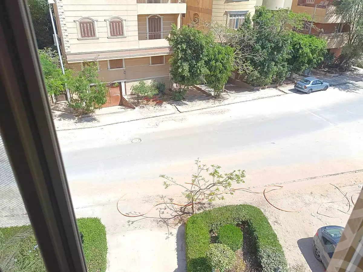 https://aqarmap.com.eg/ar/listing/7165438-for-rent-cairo-6th-of-october-el-ahyaa-neighborhood-3rd-al-hay-al-thalith-st