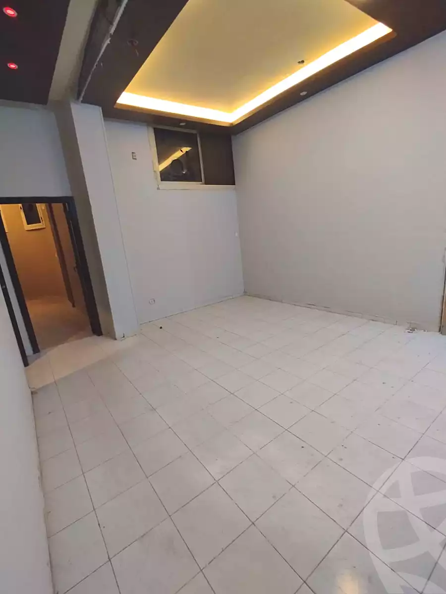 https://aqarmap.com.eg/ar/listing/7165544-for-rent-cairo-new-cairo-el-ahyaa-first-neighborhood-street-1