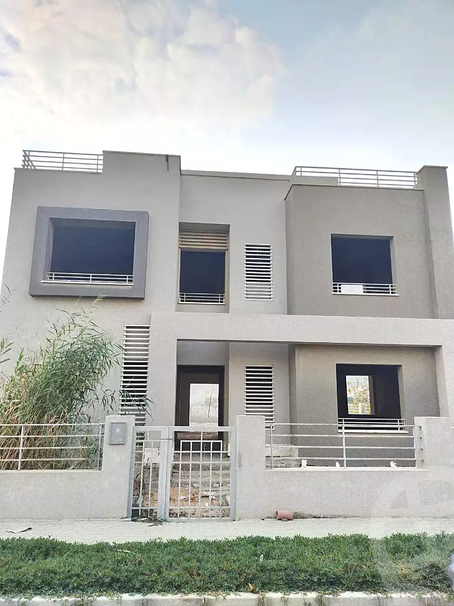 https://aqarmap.com.eg/en/listing/7165600-for-sale-cairo-new-cairo-compounds-blm-hylz-qtmy-kstnshn