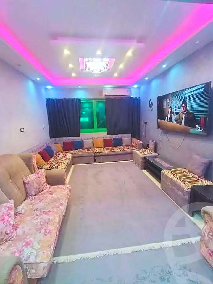 https://aqarmap.com.eg/ar/listing/7165728-for-sale-cairo-helwan-helwan-el-sharkeya-heidar-st