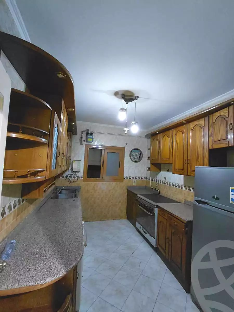 https://aqarmap.com.eg/ar/listing/7165766-for-rent-cairo-6th-of-october-el-ahyaa-neighborhood-1st-al-maahad