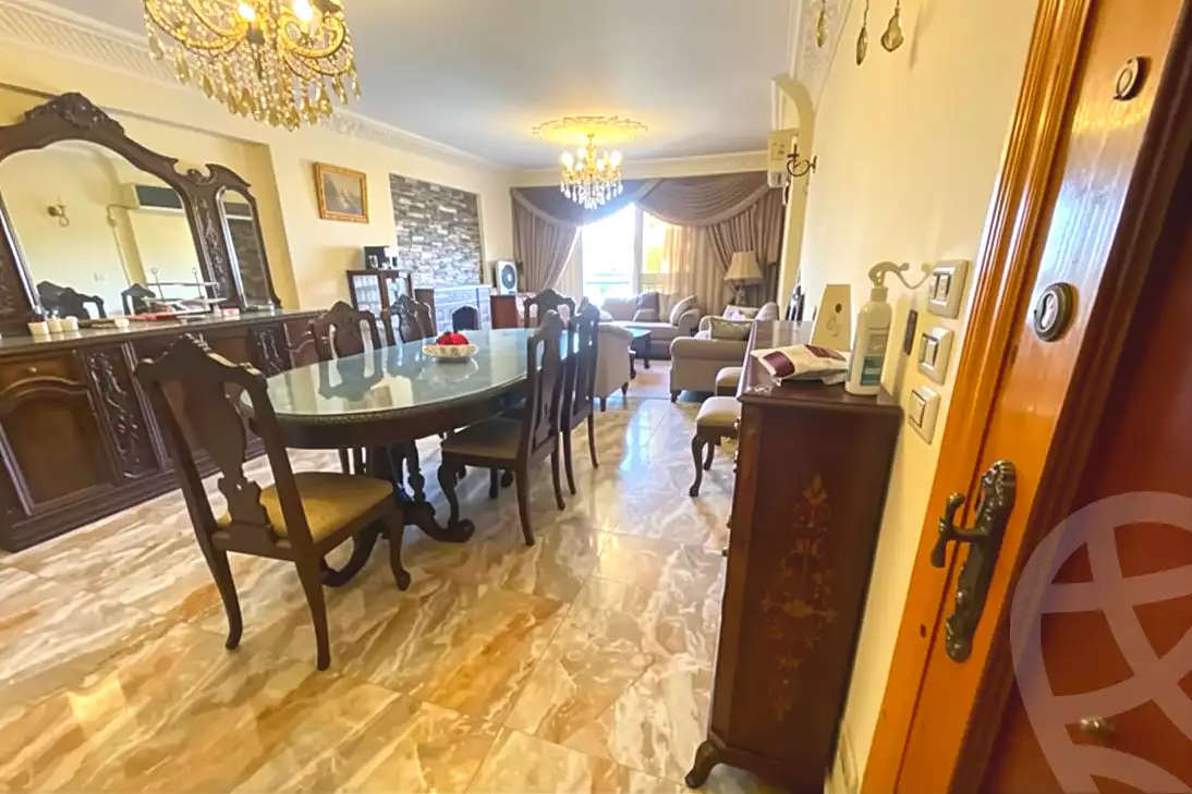 https://aqarmap.com.eg/en/listing/7165866-for-sale-alexandria-camp-cesar-port-said-street