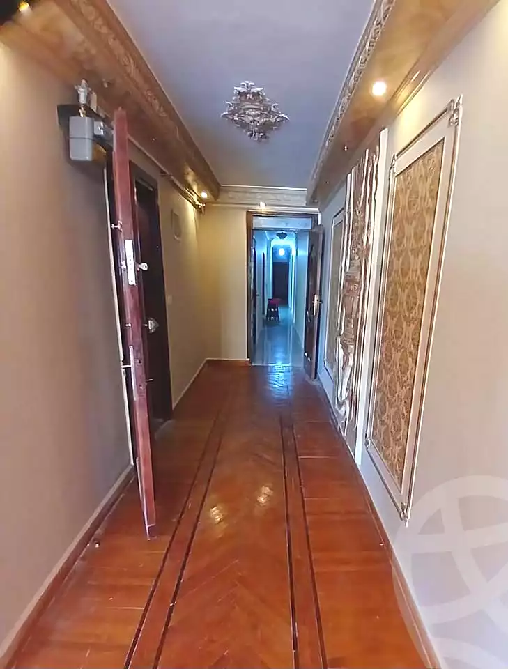 https://aqarmap.com.eg/ar/listing/7165955-for-rent-alexandria-glim
