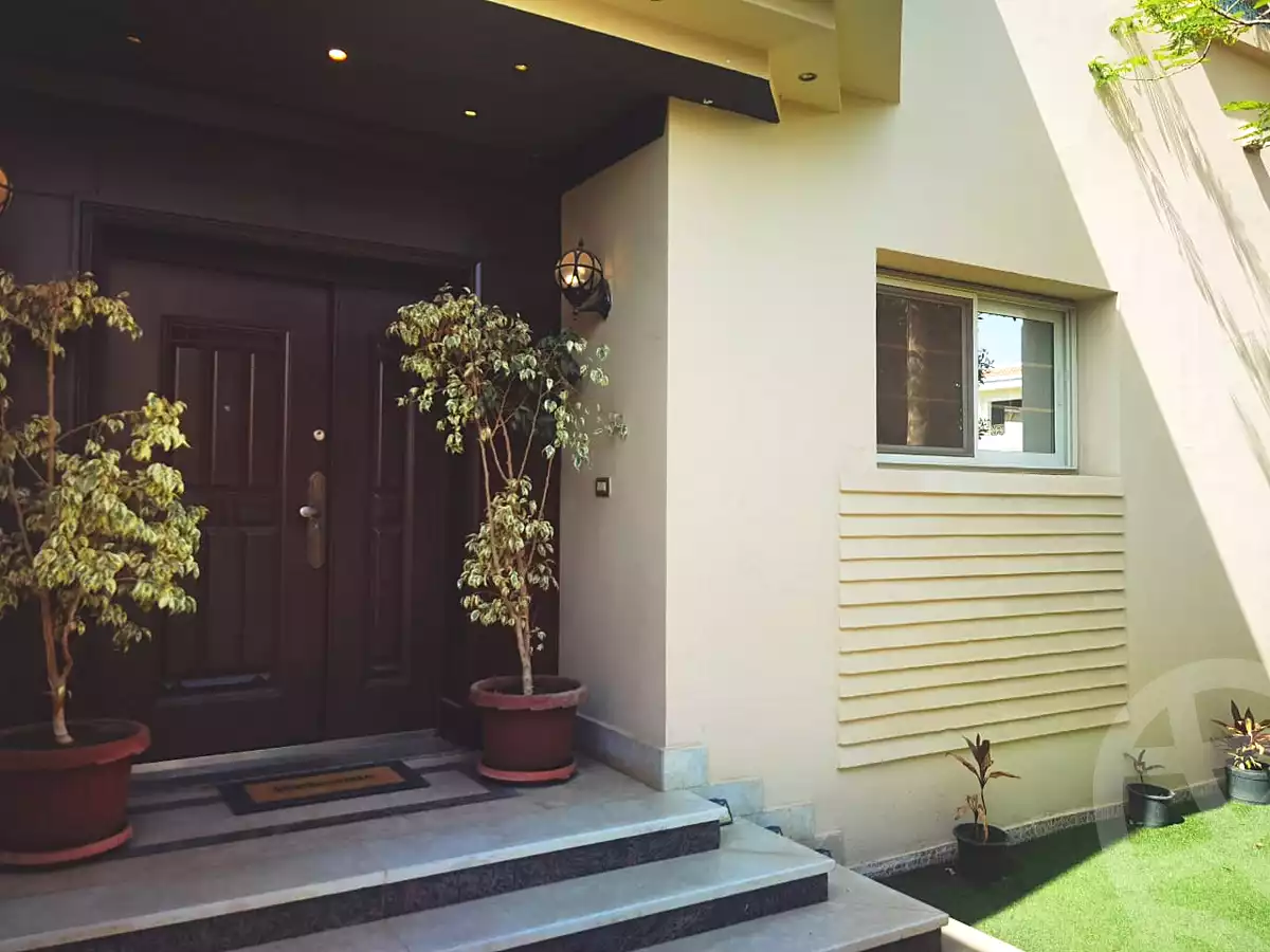 https://aqarmap.com.eg/en/listing/7166147-for-sale-cairo-new-cairo-compounds-golden-heights-1