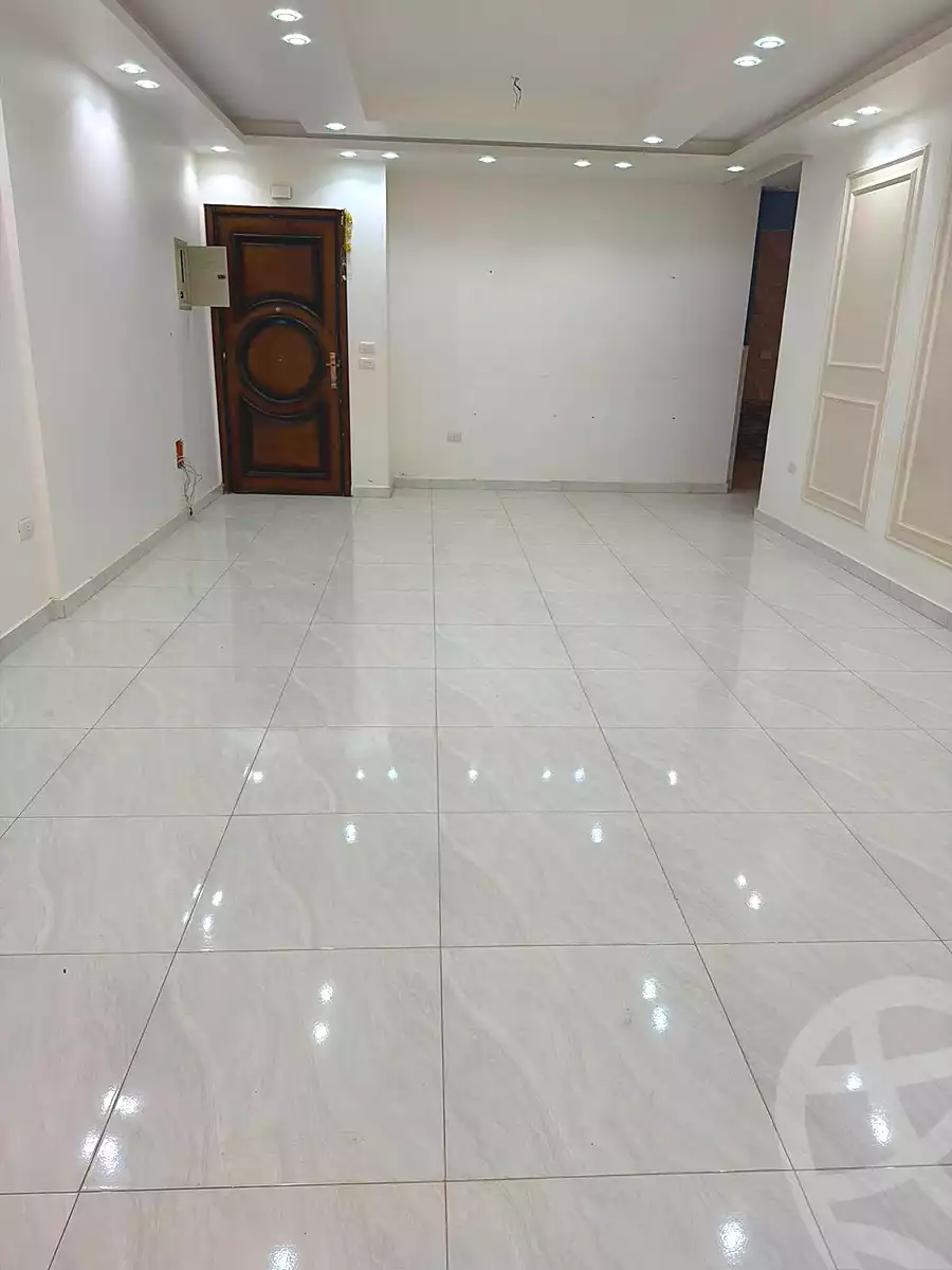 https://aqarmap.com.eg/ar/listing/7166169-for-rent-cairo-new-cairo-el-lotus-lotus-south