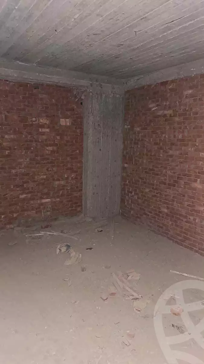 https://aqarmap.com.eg/en/listing/7166431-for-sale-cairo-helwan-hadayek-helwan-el-eshrein-st