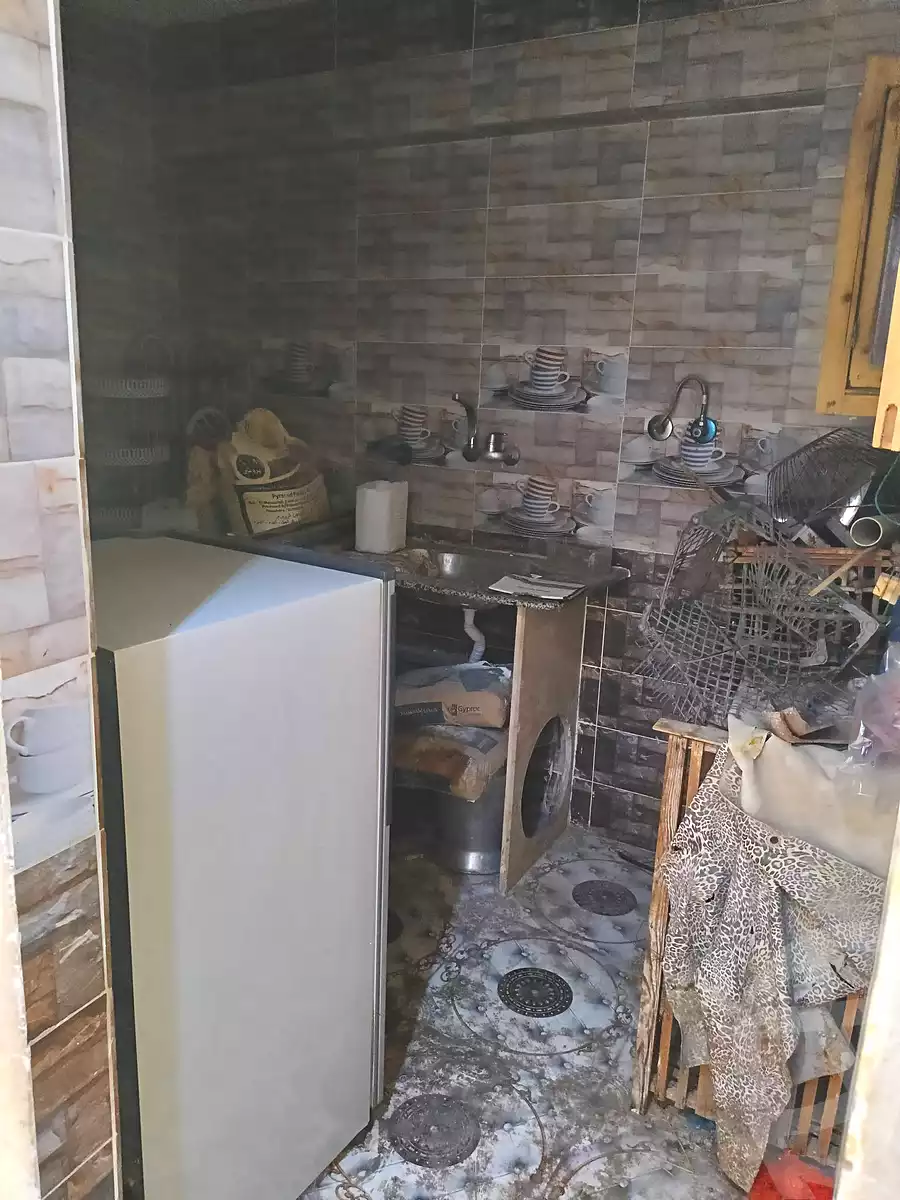 https://aqarmap.com.eg/en/listing/7166511-for-sale-alexandria-al-agamy-el-hanouvel-el-kholafaa-el-rashdeen-st