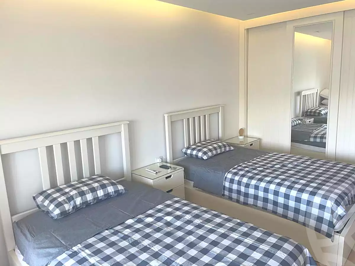 https://aqarmap.com.eg/en/listing/7166668-for-rent-cairo-new-cairo-compounds-hyde-park-centre-ville-hyde-park