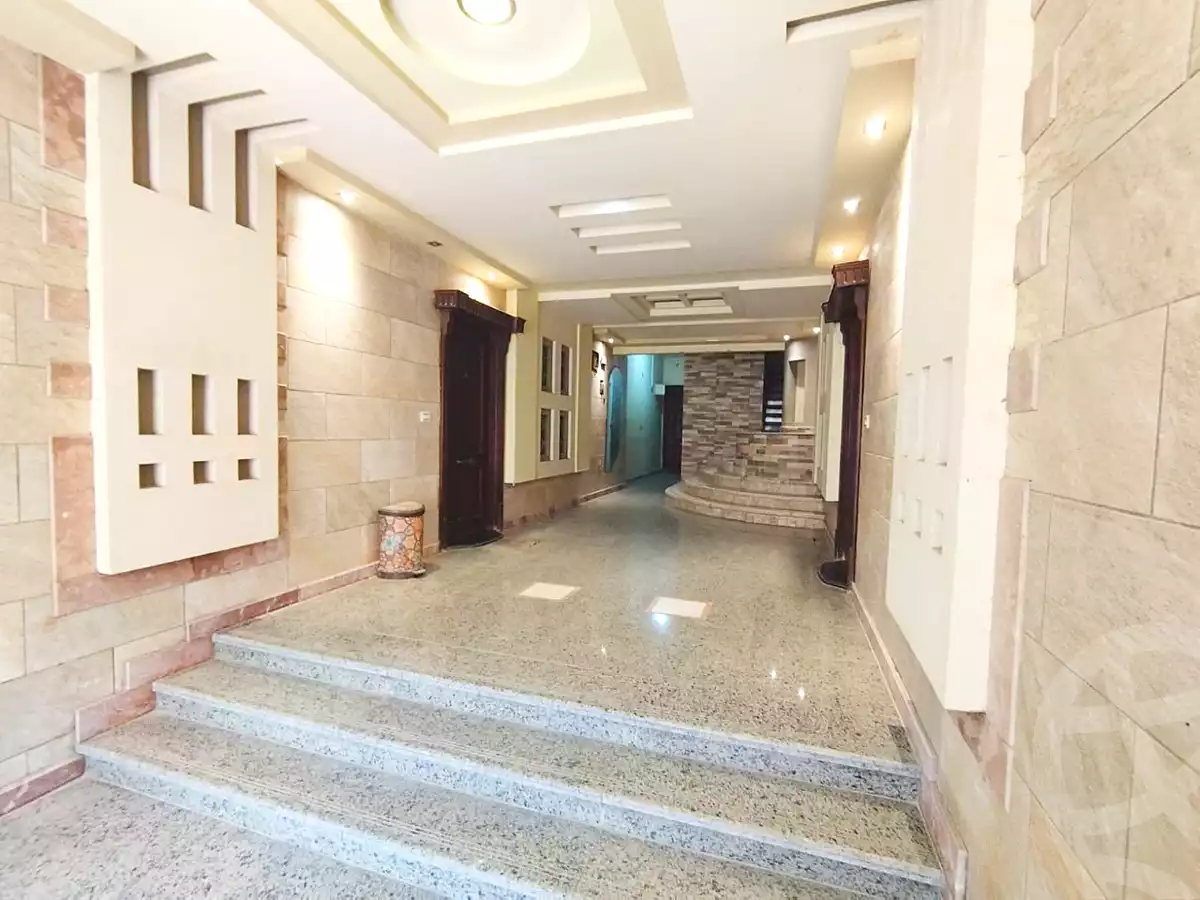 https://aqarmap.com.eg/ar/listing/7166717-for-sale-cairo-new-cairo-el-narges-el-narges-omarat-mohamed-sabry-abu-alam-st