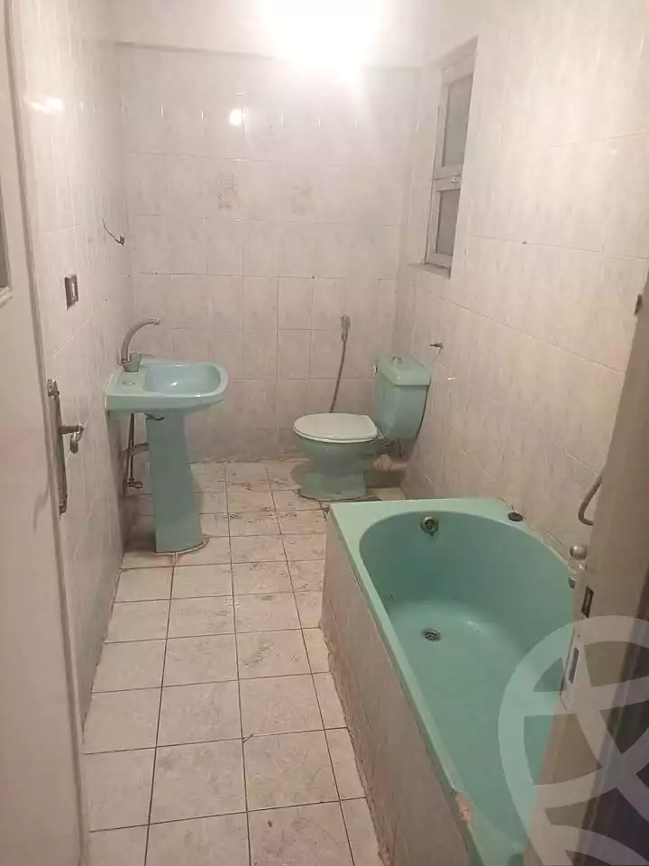 https://aqarmap.com.eg/ar/listing/7166877-for-rent-alexandria-sydy-bshr-sydy-bshr-bhry-gamal-abd-el-nasir-st