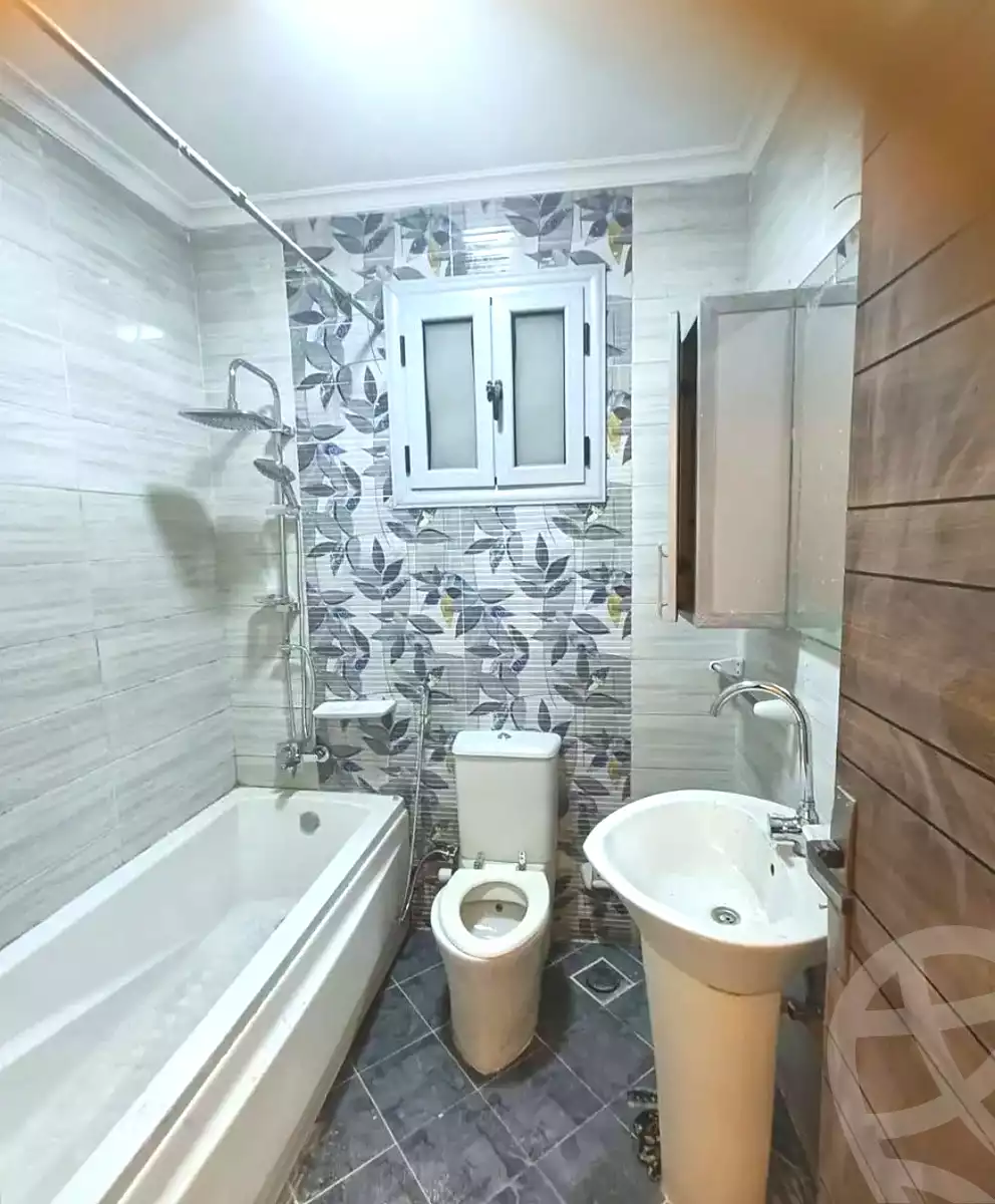 https://aqarmap.com.eg/en/listing/7167041-for-sale-alexandria-miami-shr-jml-bd-lnsr