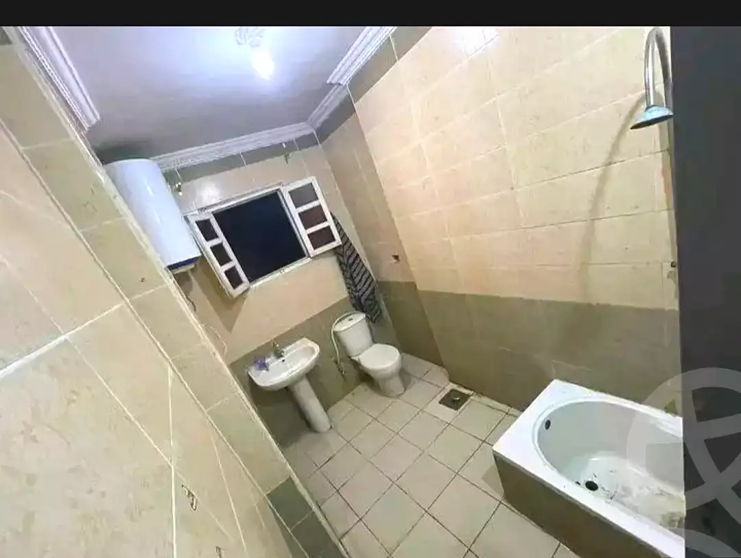 https://aqarmap.com.eg/ar/listing/7167093-for-sale-alexandria-miami-khld-bn-lwlyd