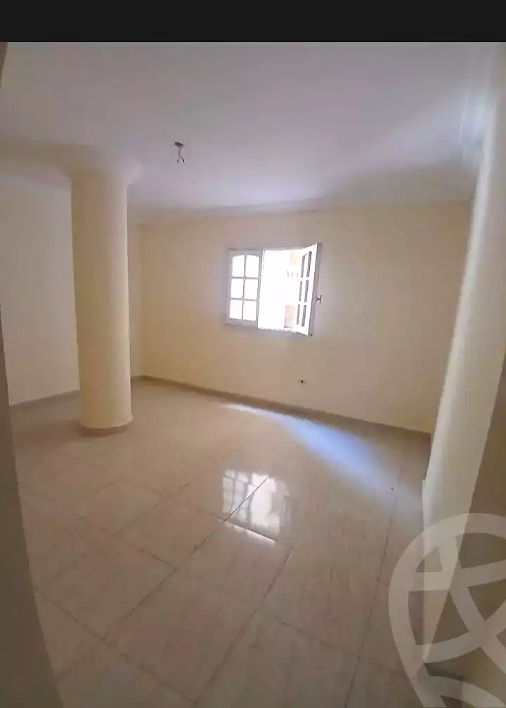 https://aqarmap.com.eg/en/listing/7167110-for-sale-alexandria-ganaklis-shr-mrtdy-bsh